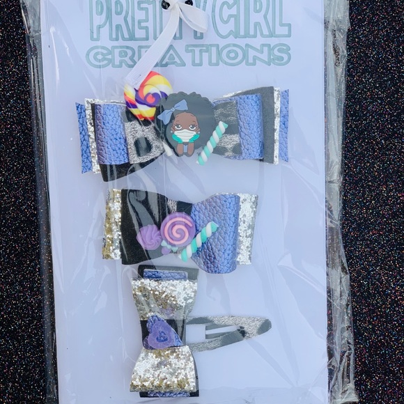 Bows - Picture 3 of 5